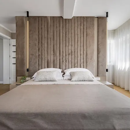 Shell Luxury